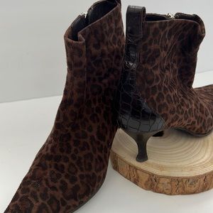 Women’s shoes, size 8.5, Donald J Pliner, pitone print, brown/black